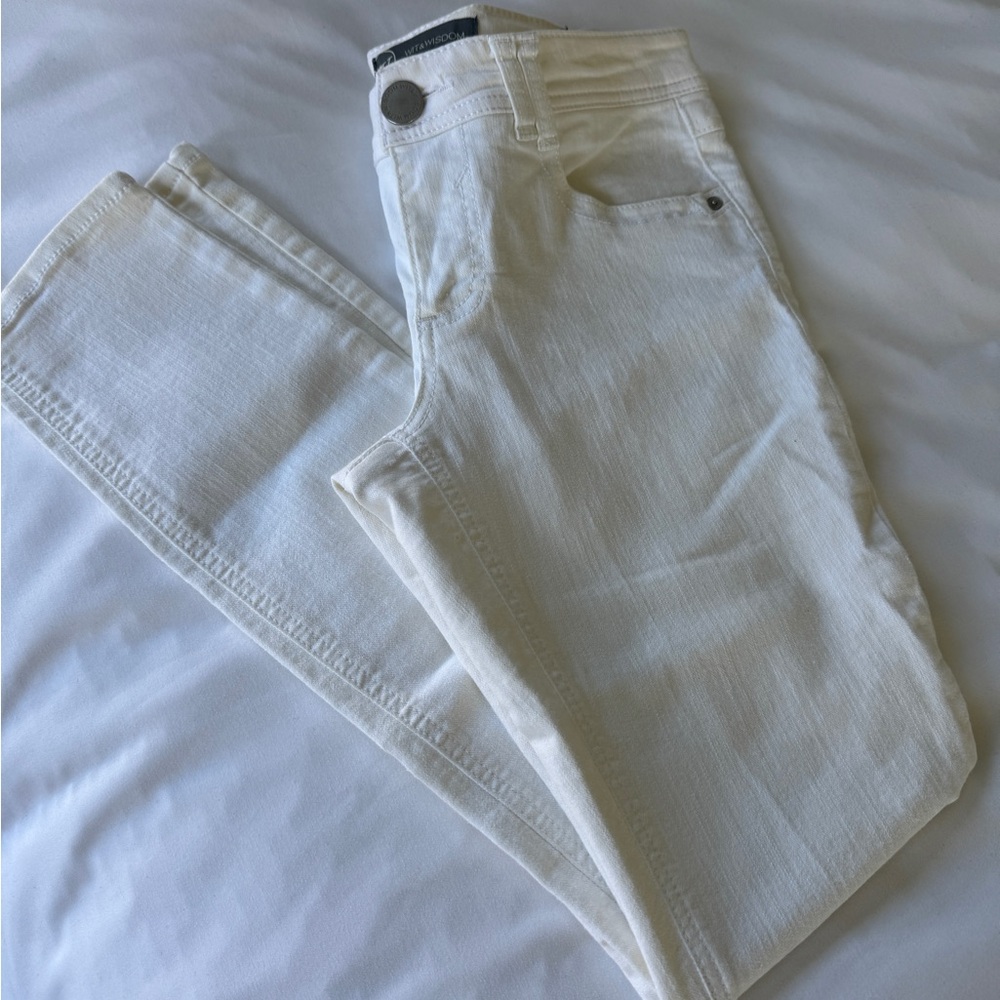 White Jeans